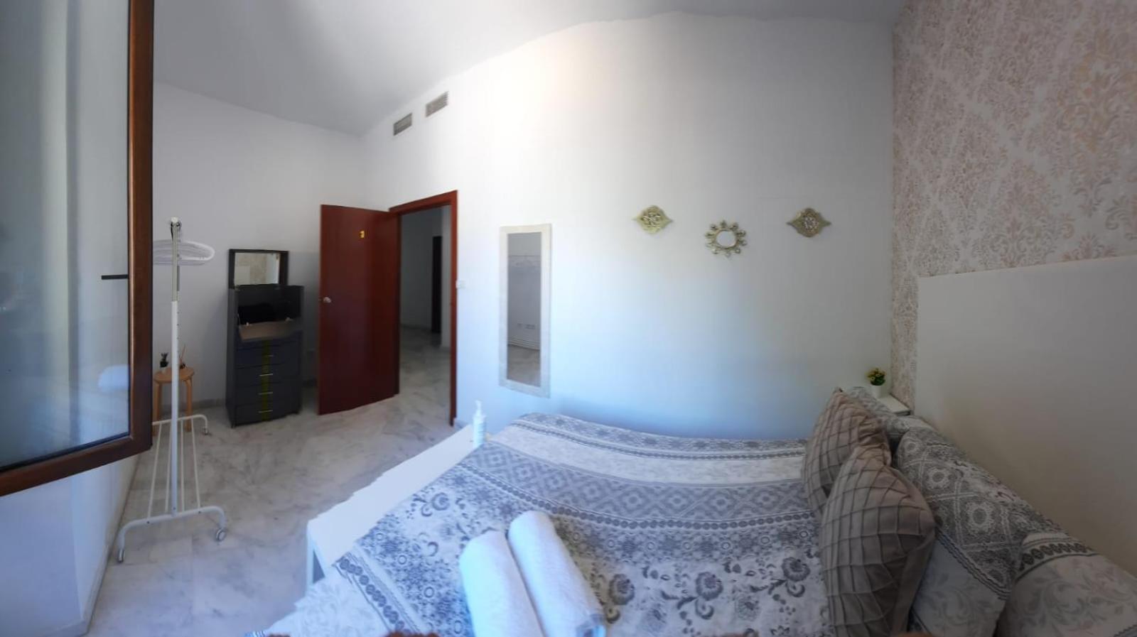 City Center Sevilla Apartamento *