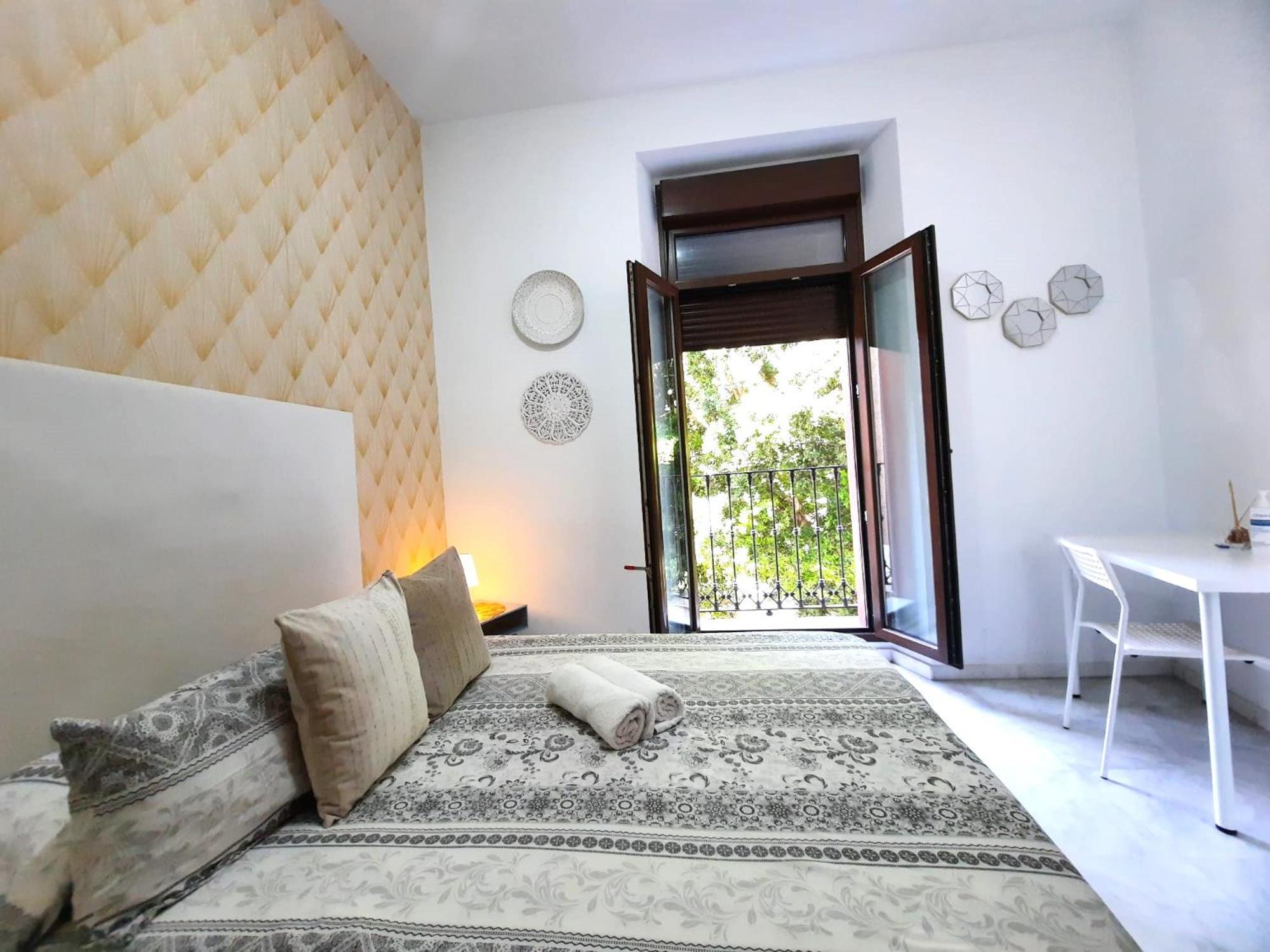 Budget And Lovely Rooms Las Setas Sevilla