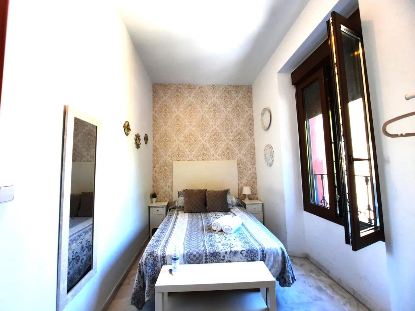 Budget And Lovely Rooms Las Setas